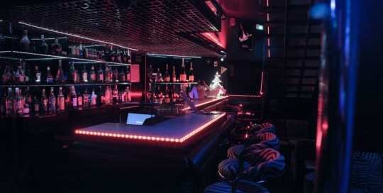 bar à champagne le boa