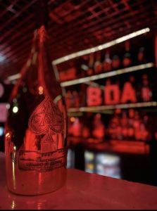 Bar à champagne Le Boa - Gentleman Club Nice Cannes Monaco